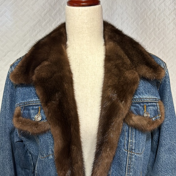 Custom Genuine Mink Lined Jean Jacket XL Pit To Pit 20” Shoulder To Waist 23” - Picture 2 of 9